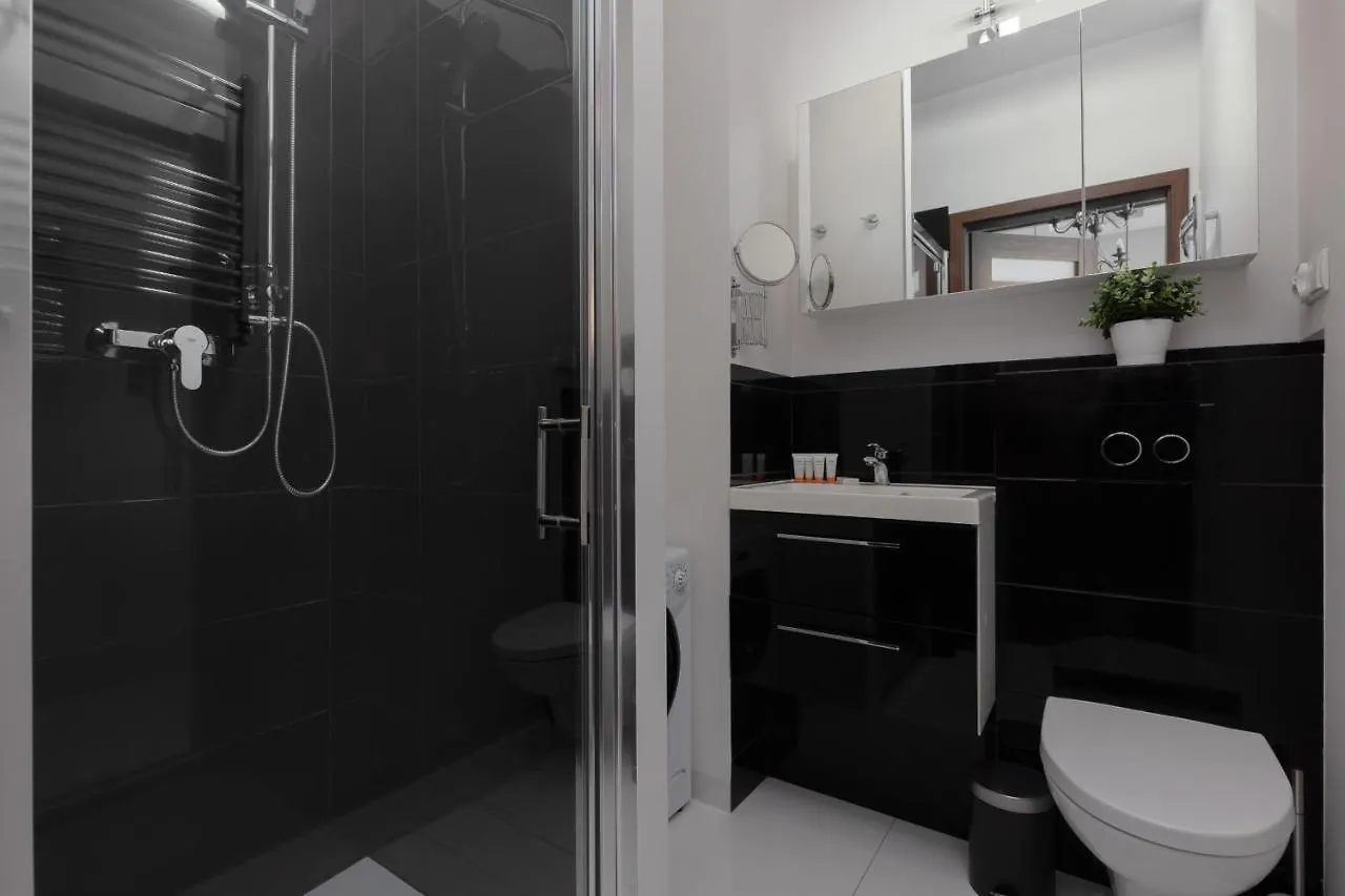 Comfy & Trendy Studio Apartment Warsaw Wola By Noclegi Renters