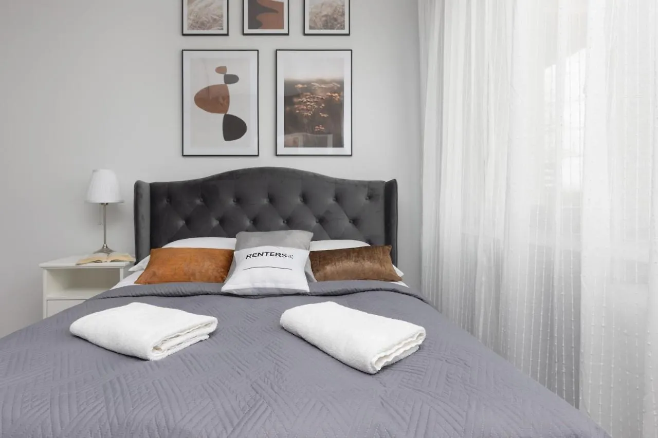 Comfy & Trendy Studio Apartment Warsaw Wola By Noclegi Renters