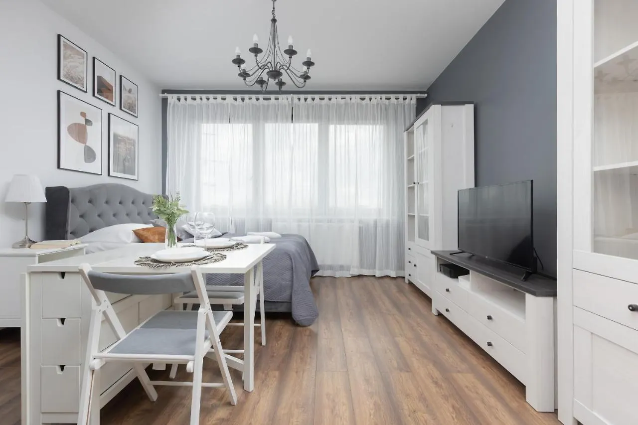 Comfy & Trendy Studio Apartment Warsaw Wola By Noclegi Renters